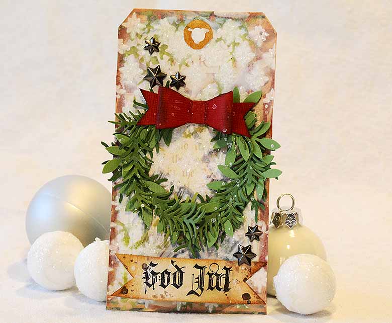 Christmas Tag with a wreath