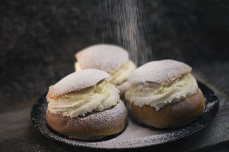 Läs mer om artikeln Skåla ur en semla